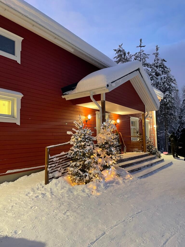 chalet santa claus vilage